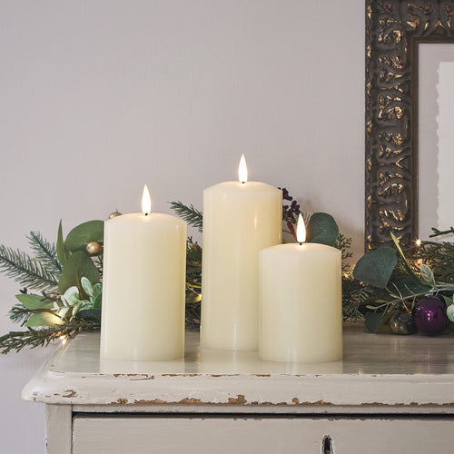 Ivory Wax LED Pillar Candle Trio - product photo 1