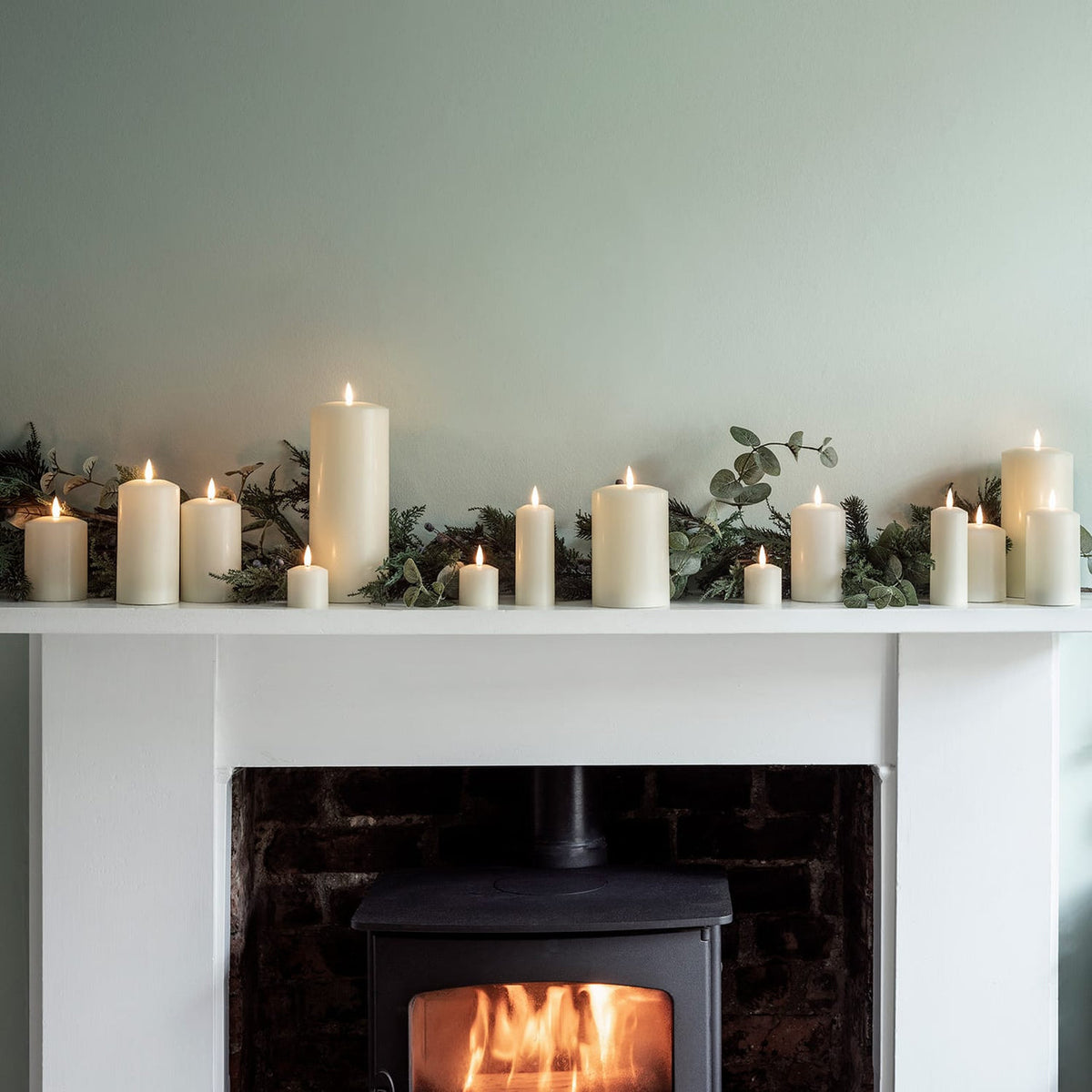 Slender Ivory LED Pillar Candle Trio - product photo 5